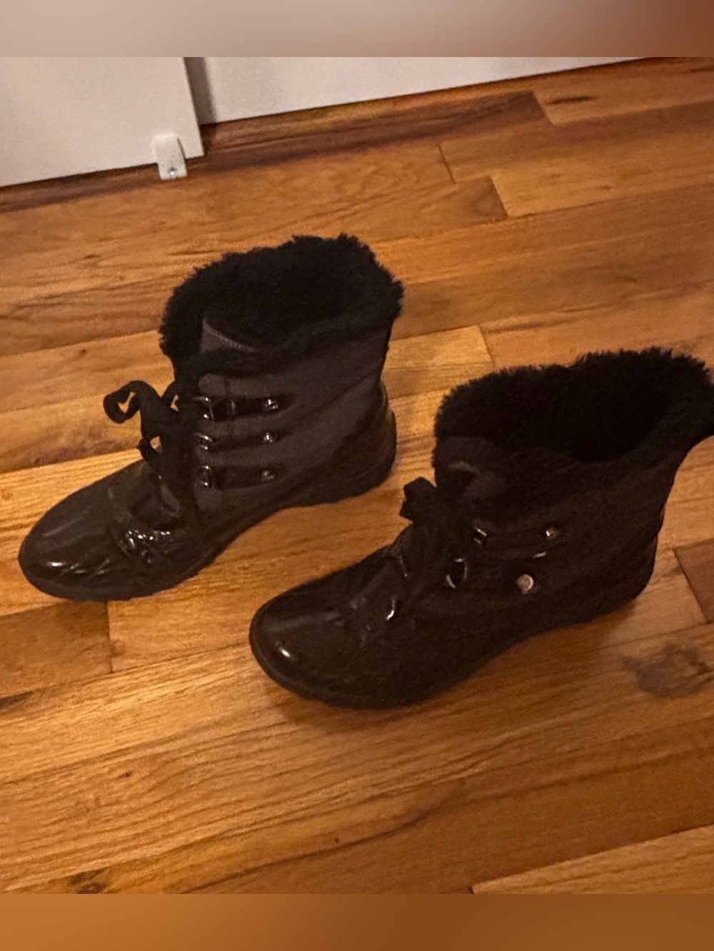 Women’s Black Faux-Fur Lined Winter Boots